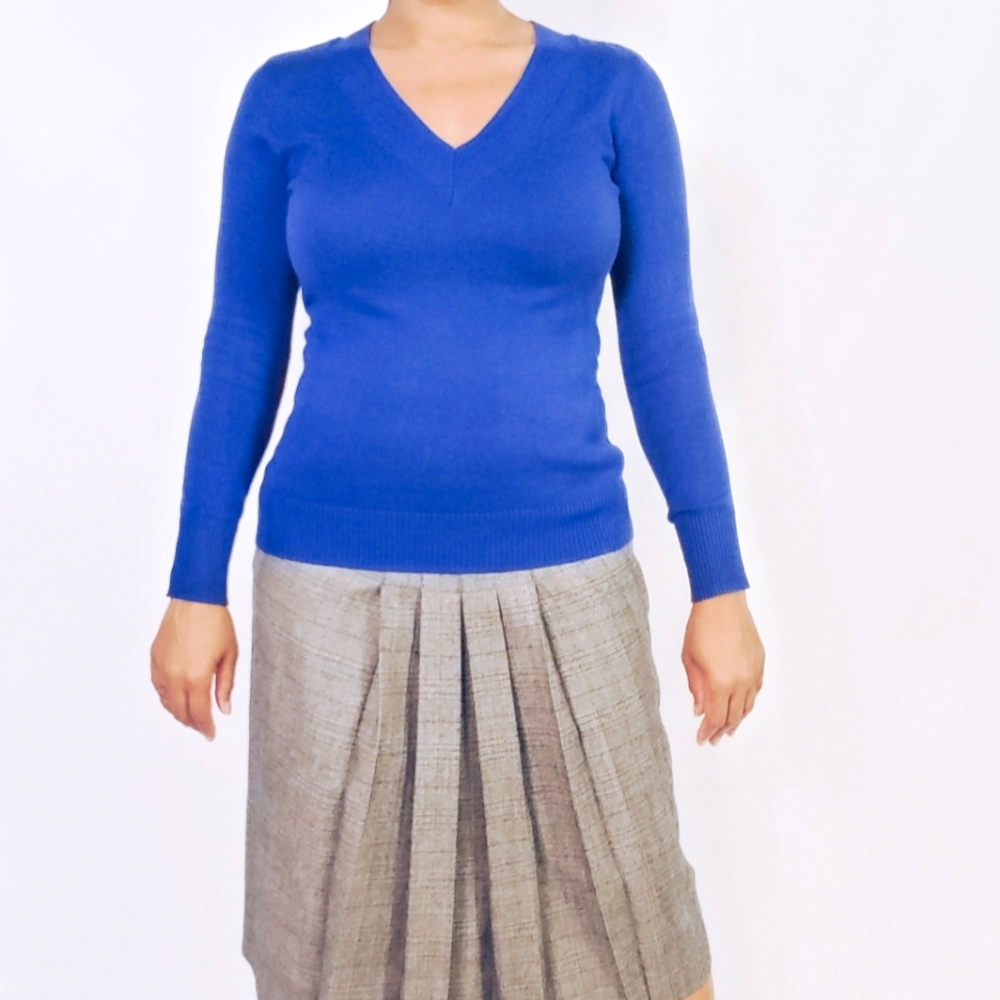 Royal Sweater - Picture 2 of 7
